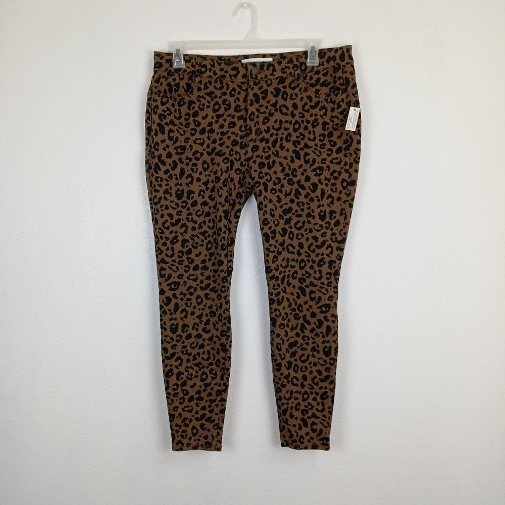 Amazon Essentials Women's NWT Skinny Jeans Size18 Animal Print Mid Rise Stretch